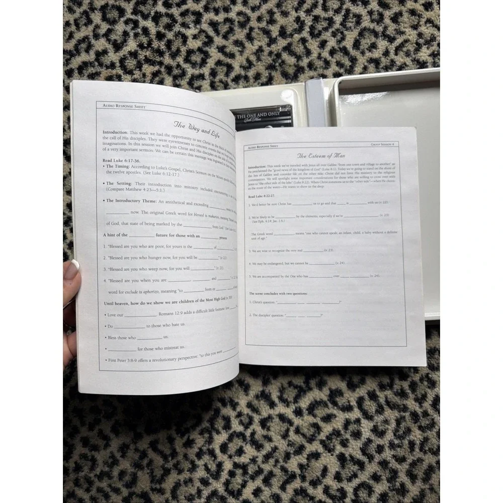 Beth Moore Womens Bible Study Jesus The One & Only Audiotapes & Listening Guide